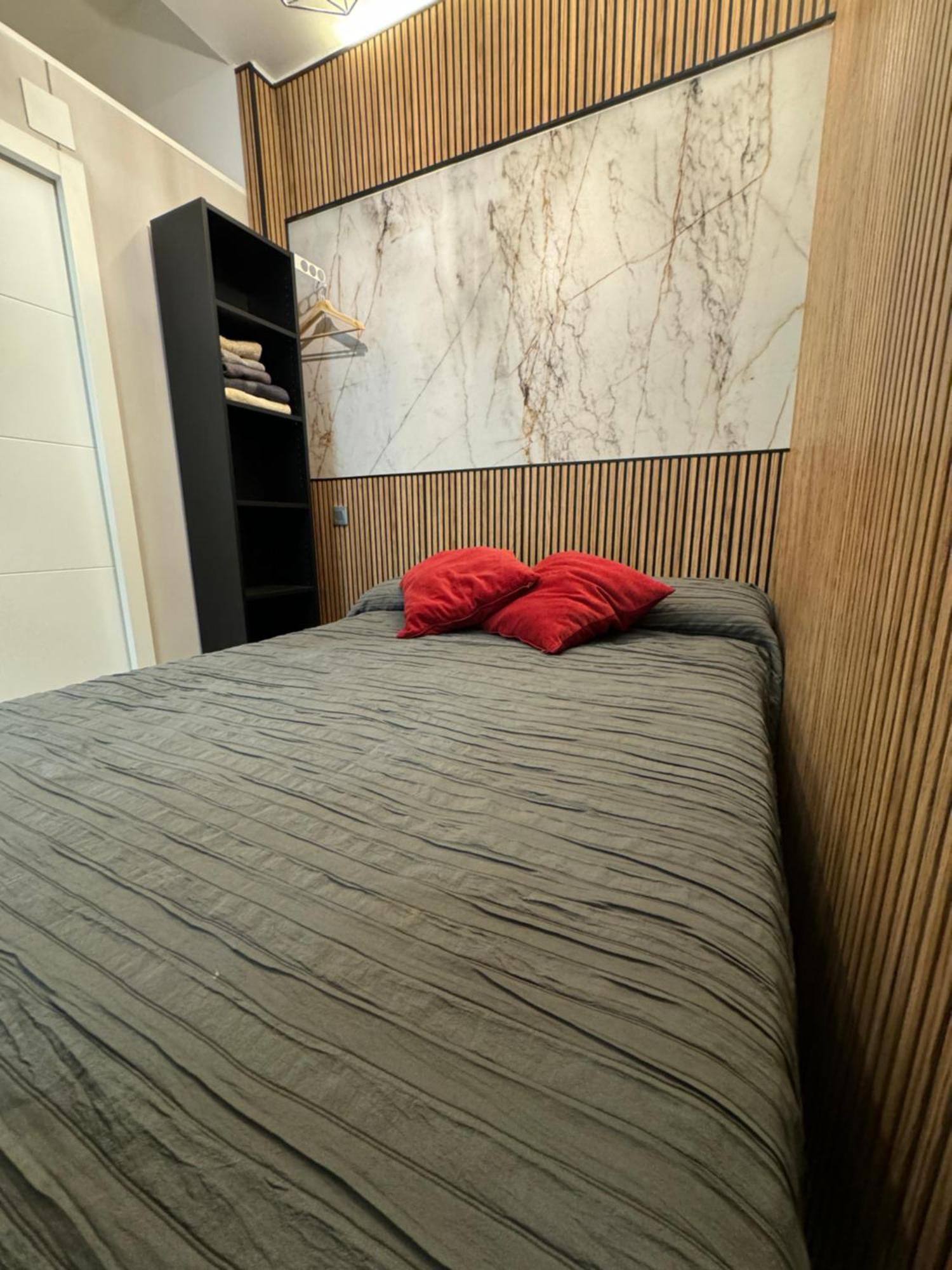 Vistalegre! Pequeno Y Fantastico Loft Cerca Del Metro Madri Exterior foto